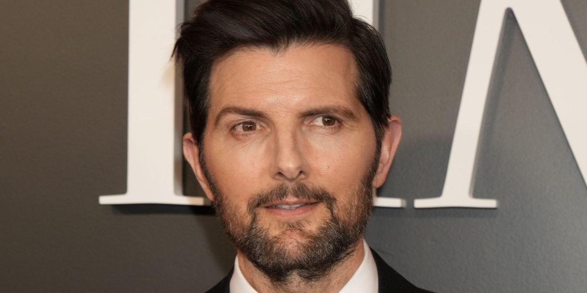 Adam Scott tiene el tono perfecto para Parks & Rec spin -off