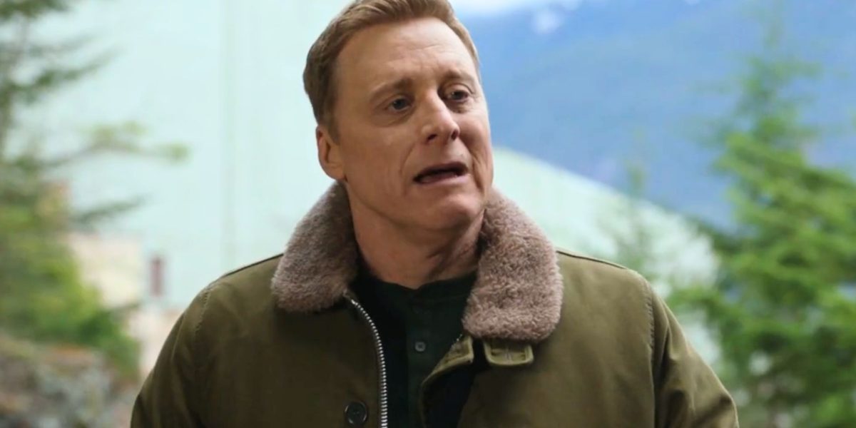 La temporada 4 de alienígena residente está terminando la serie con uno de sus giros de villano más aterradores de la historia