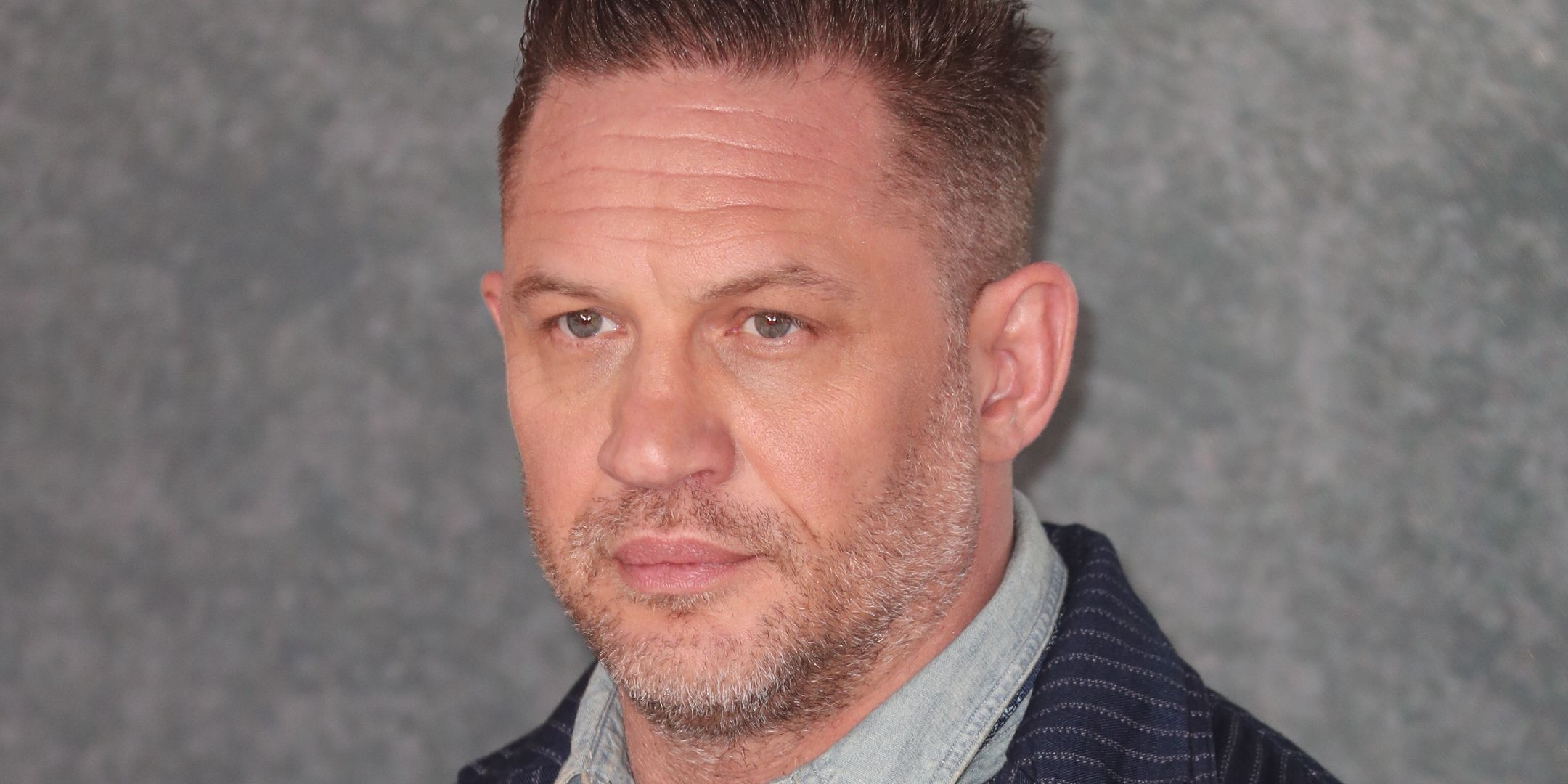 La serie Crime RT del 75% de Tom Hardy venció a Taylor Sheridan en su propio juego