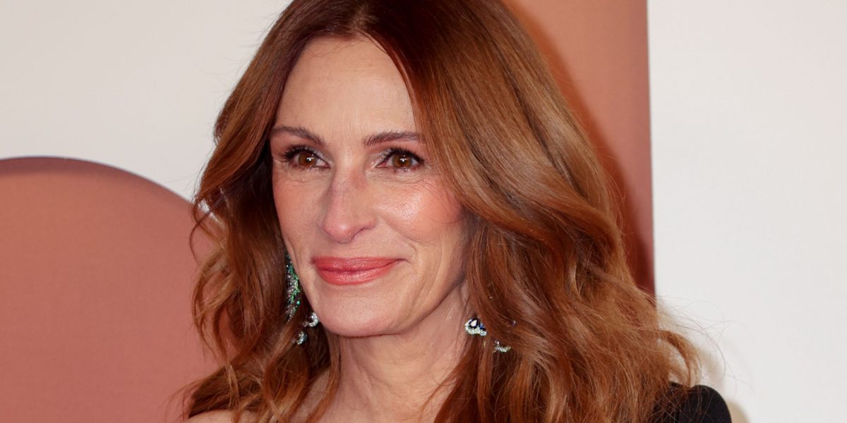 El éxito de comedia de 28 años de Julia Roberts está recibiendo una secuela del escritor de materialistas