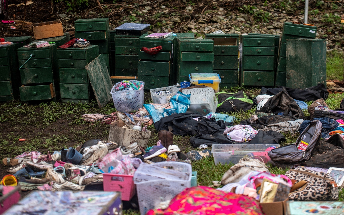 Ascienden a más de 90 los muertos por inundaciones en Texas: Casa Blanca | Video