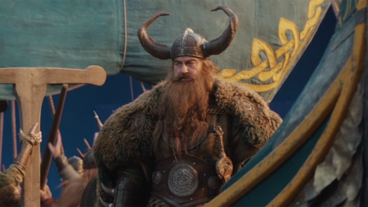 Cómo entrenar a tu estrella de dragón Gerard Butler revela la responsabilidad que sintió para honrar al original animado en BTS Clip