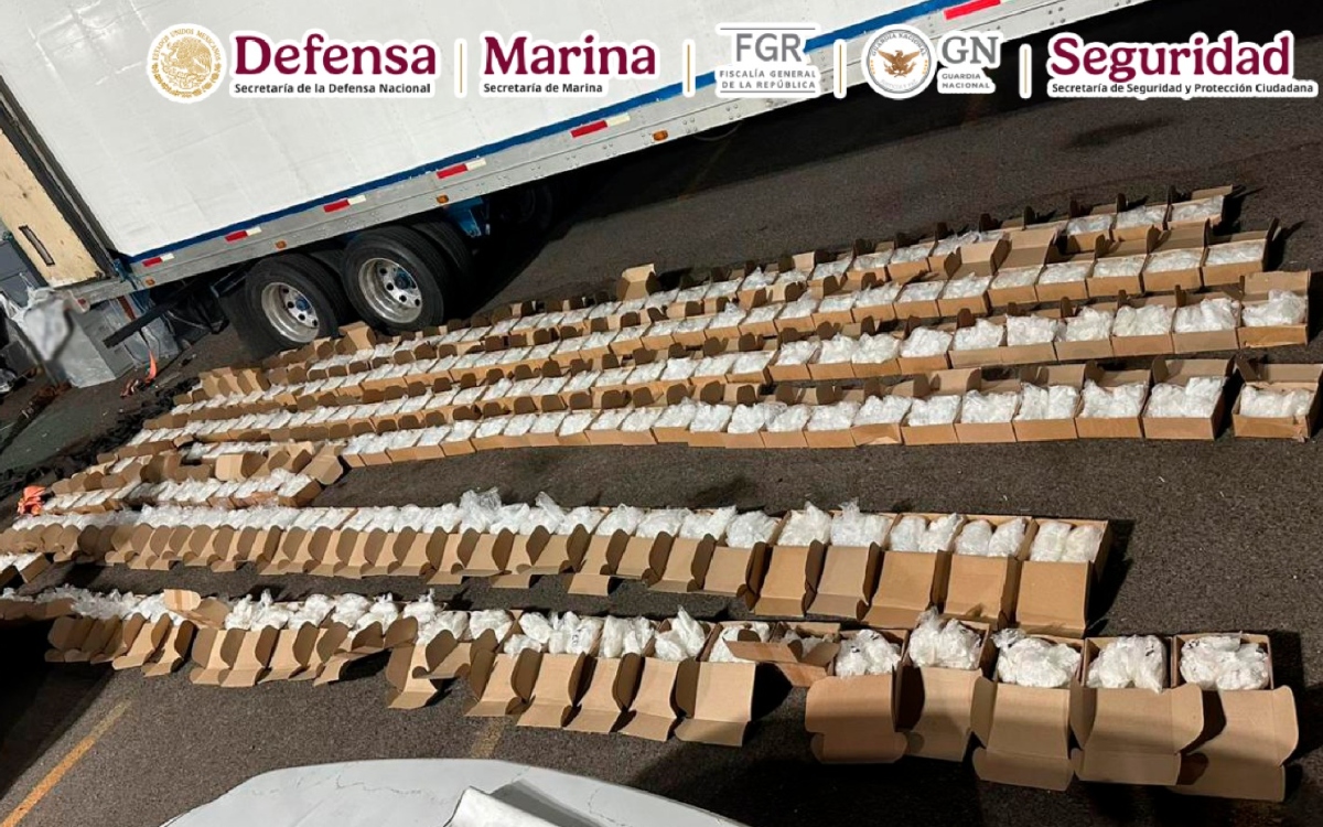 Detienen en Baja California Sur a sujeto que transportaba escondida en un camión una tonelada de metanfetamina