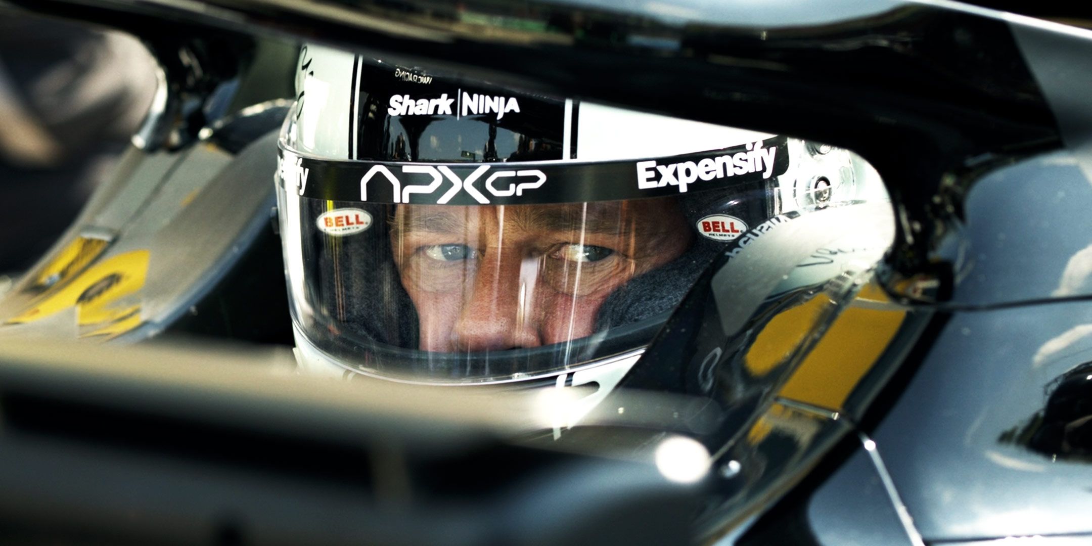 Las nuevas películas de Brad Pitt pasan las carreras de Kevin Costner en las listas de todos los tiempos de Studio