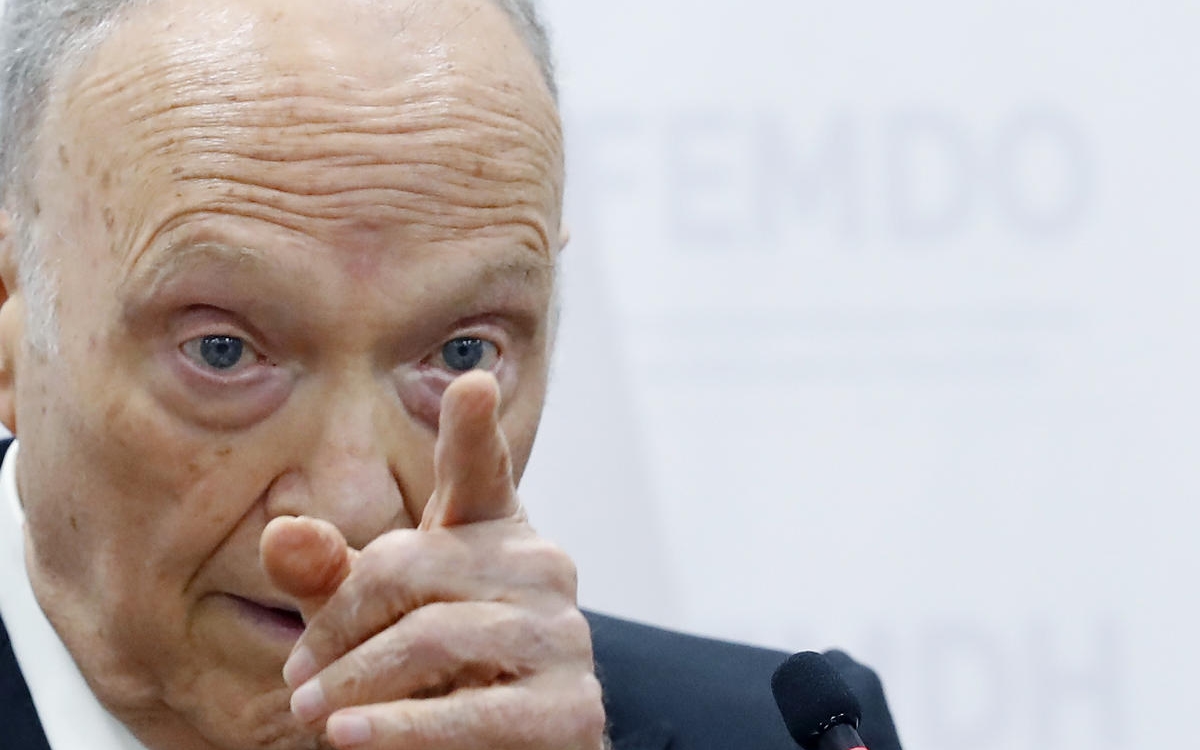 Falso que sentenciaron a responsables del caso Pegasus, como dijo Gertz: Artículo 19