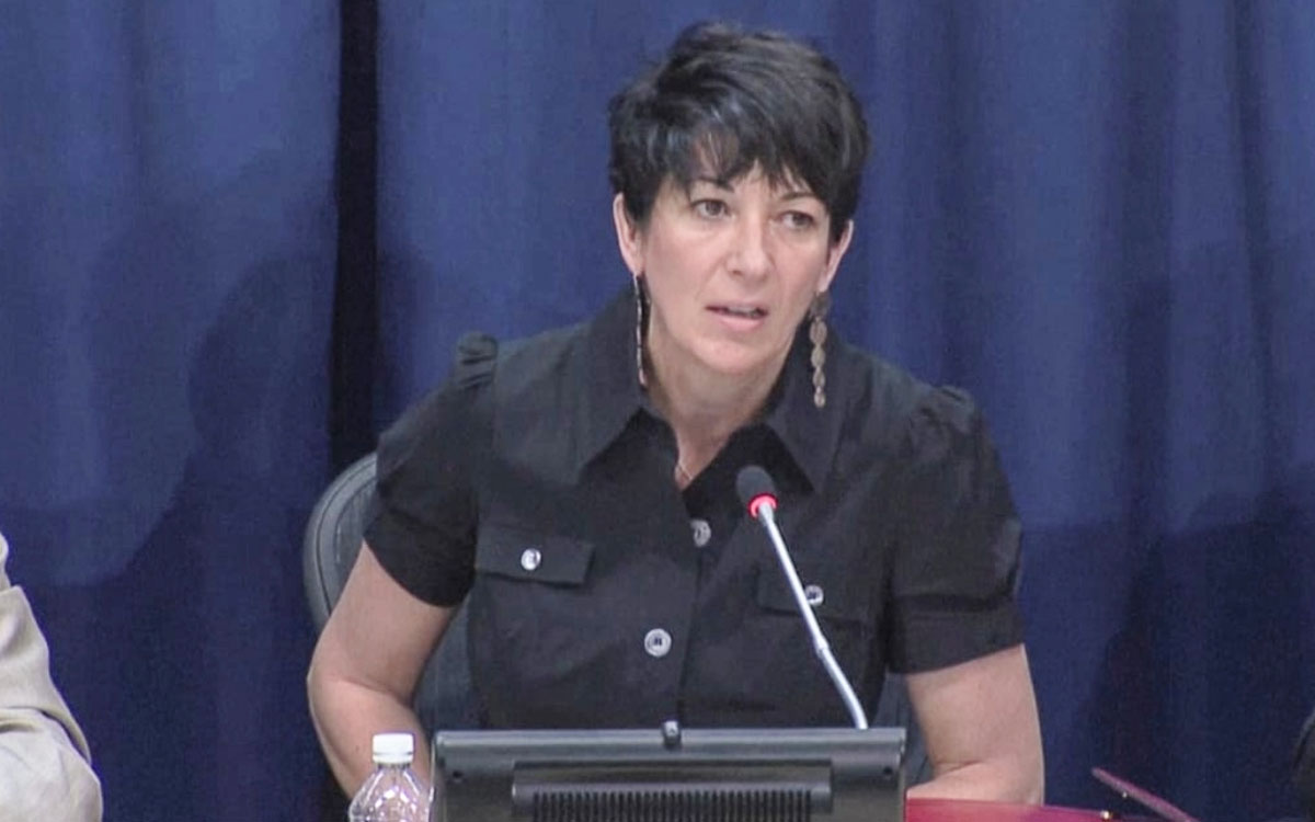 Ghislaine Maxwell, cómplice de Epstein, pide a la Corte Suprema anular su condena por tráfico sexual