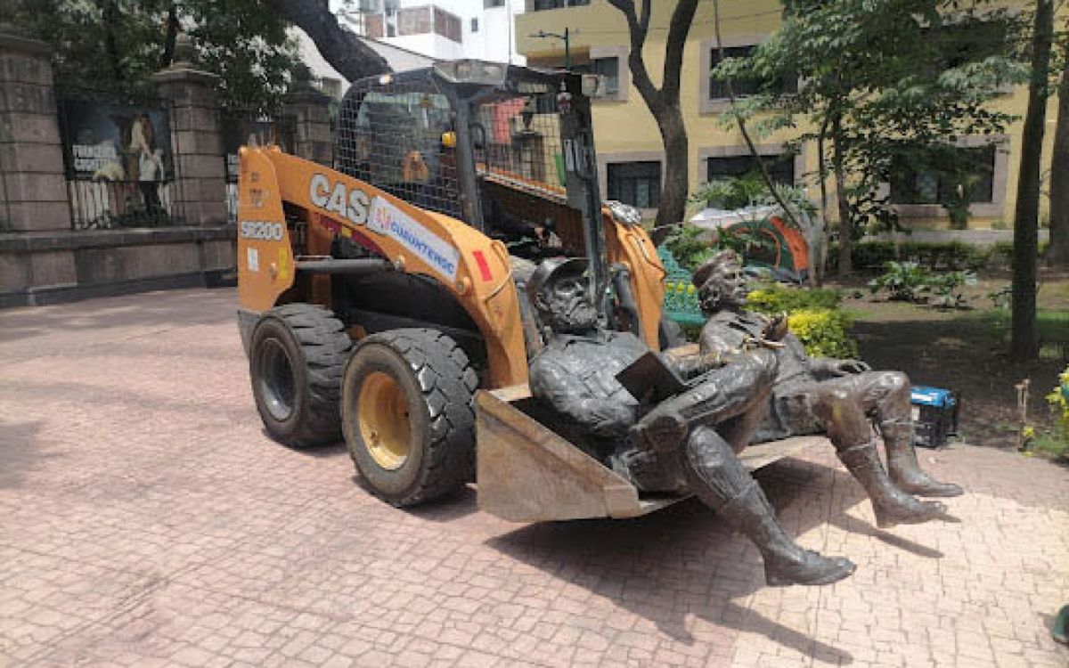 La estatua de Fidel y el 'Che': De su origen con Monreal a su retiro con Rojo de la Vega