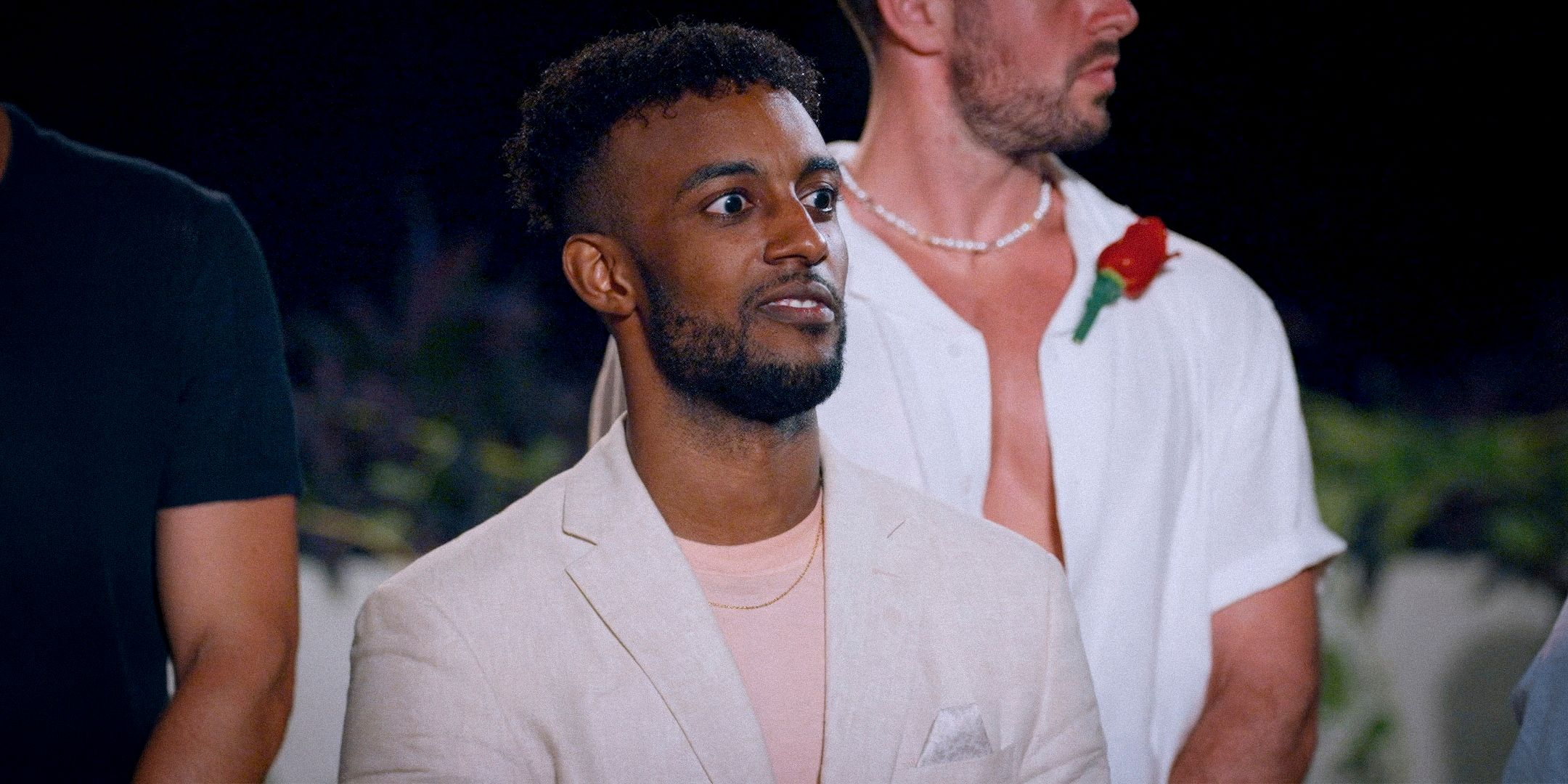 La estrella de Bachelor in Paradise golpea a los fanáticos tóxicos después de impactante de la intimidación de la confesión