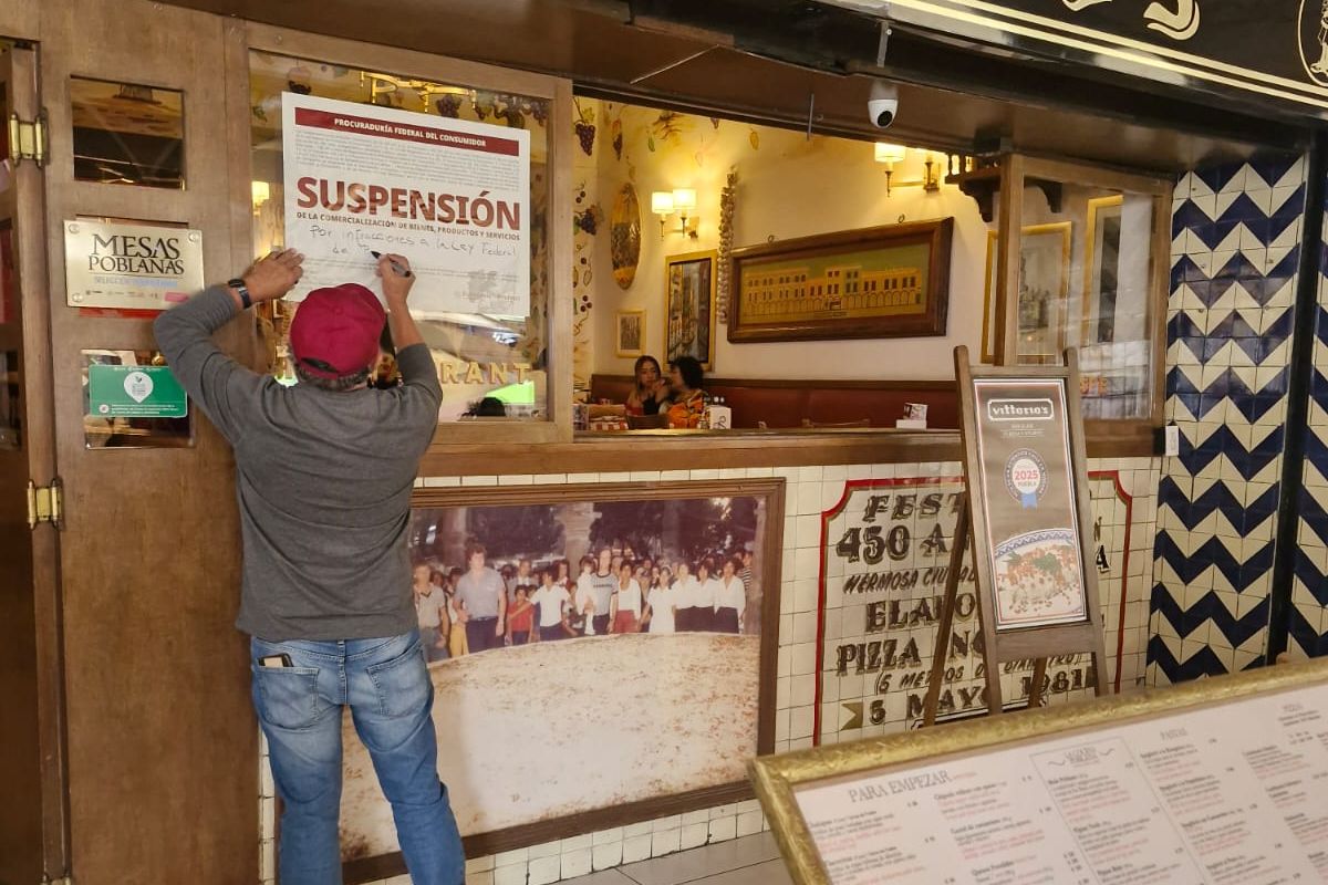 Profeco | Restaurante obligaba a clientes pagar propina y es clausurado