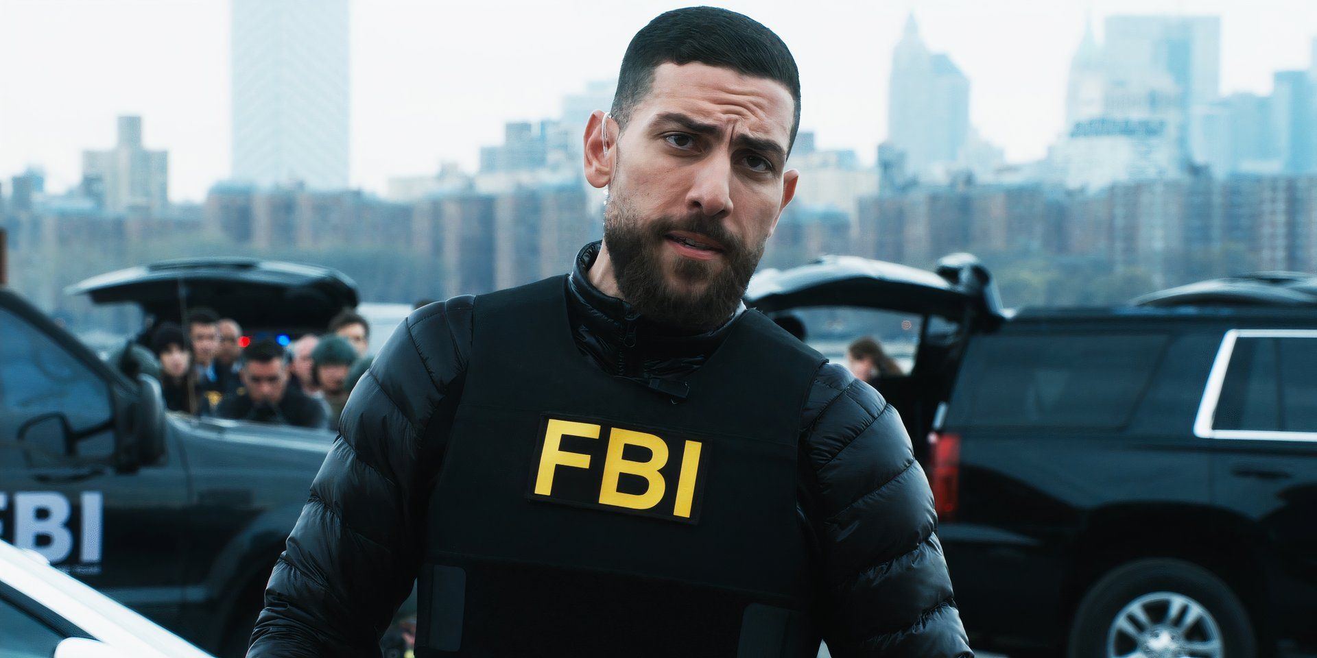 Zeeko Zaki advierte sobre el final de la temporada 7 del FBI que finaliza en un “encantador cliffhanger”, ya que la vida de Jubal se pone en peligro
