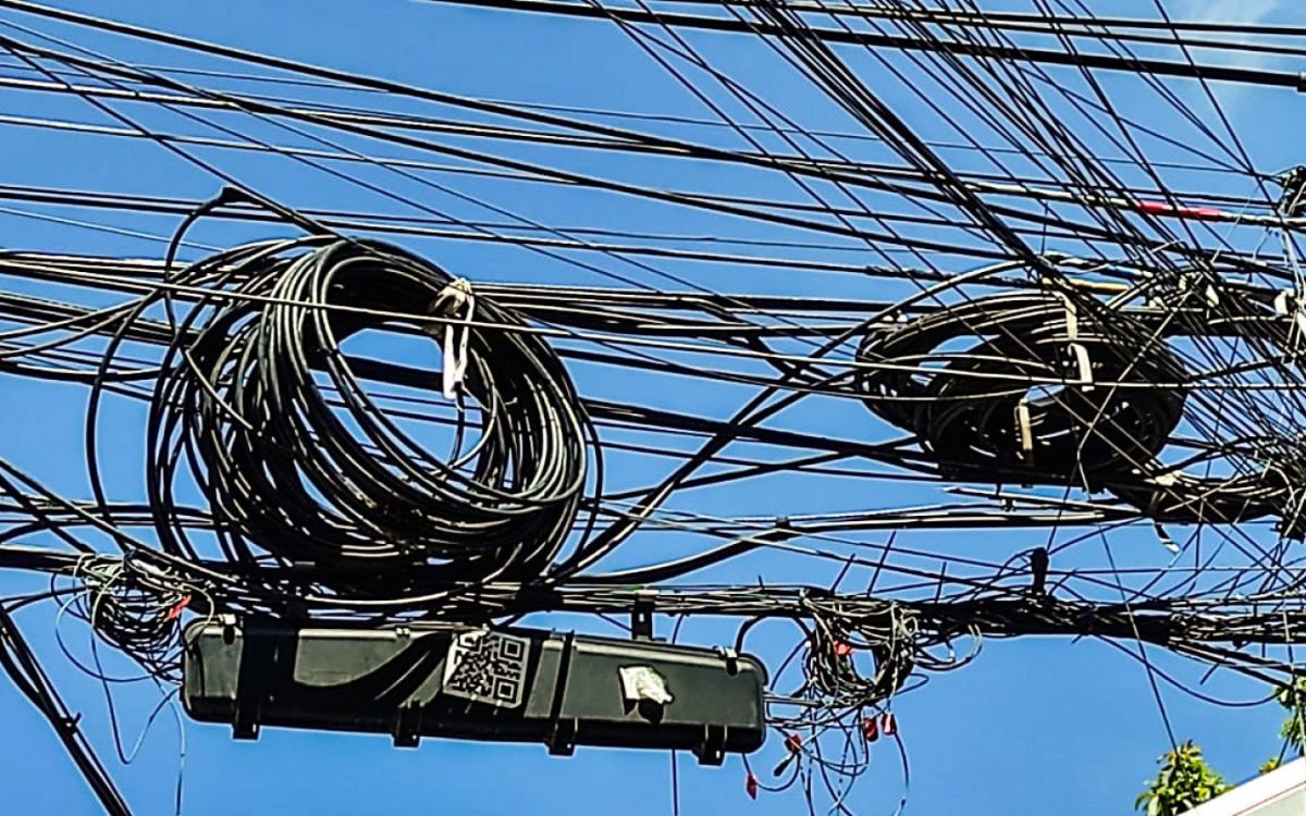 ¿Ya no habrá cables en los postes? Ley de Telecomunicaciones propone soterramiento