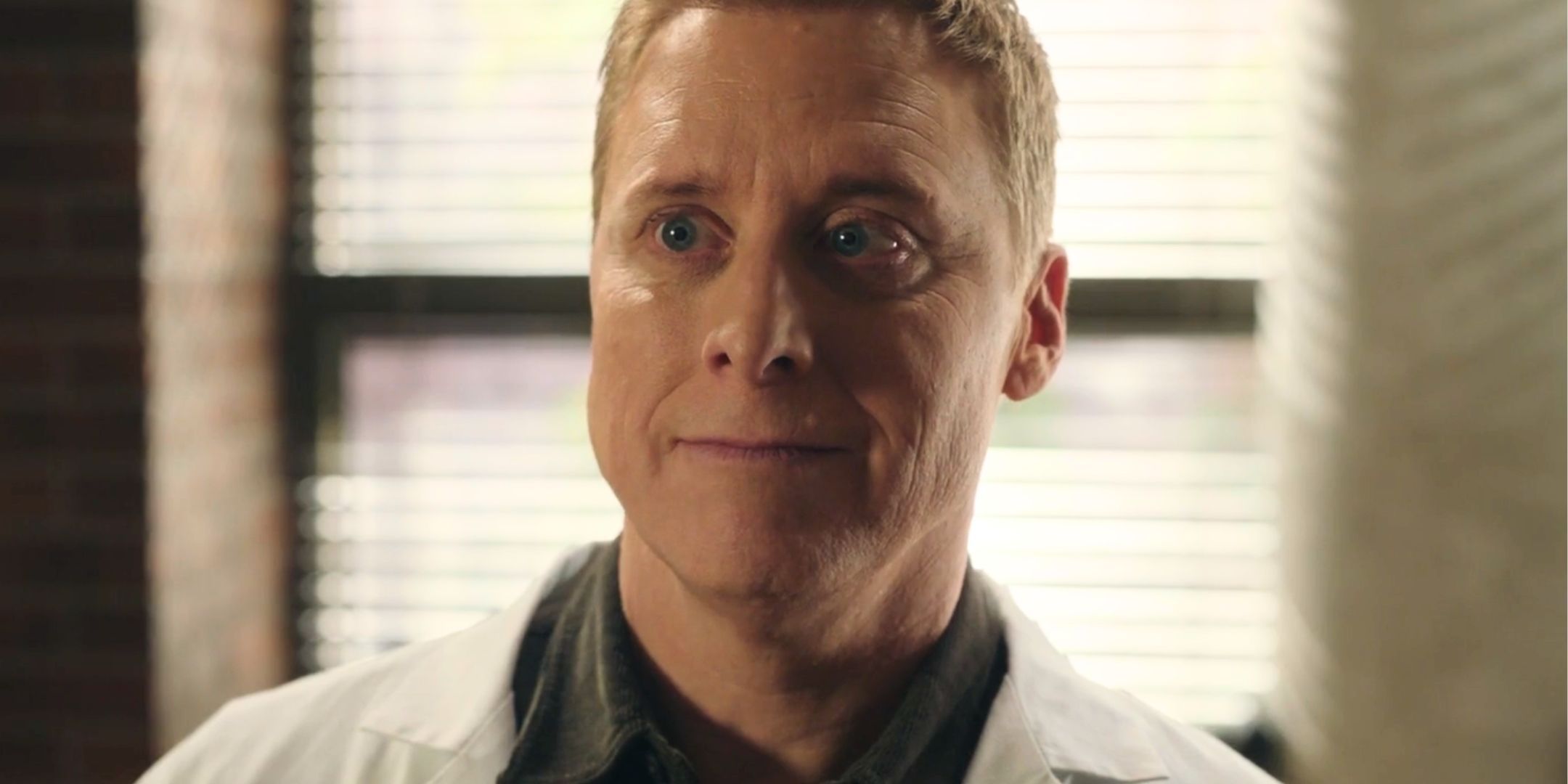 El futuro potencial de la temporada 5 residente después de la cancelación de Syfy recibe la actualización de Cast & Creator