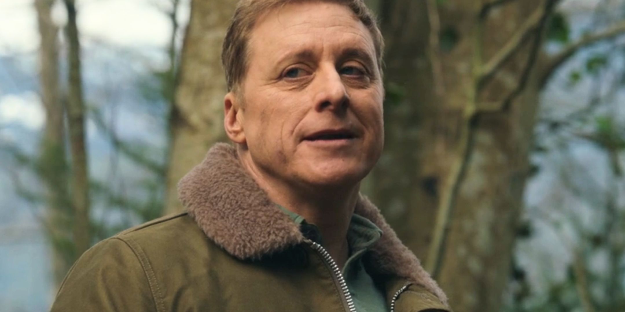 El alienígena residente de Alan Tudyk finalmente se convierte en el programa de ciencia ficción que siempre fue después de 40 episodios