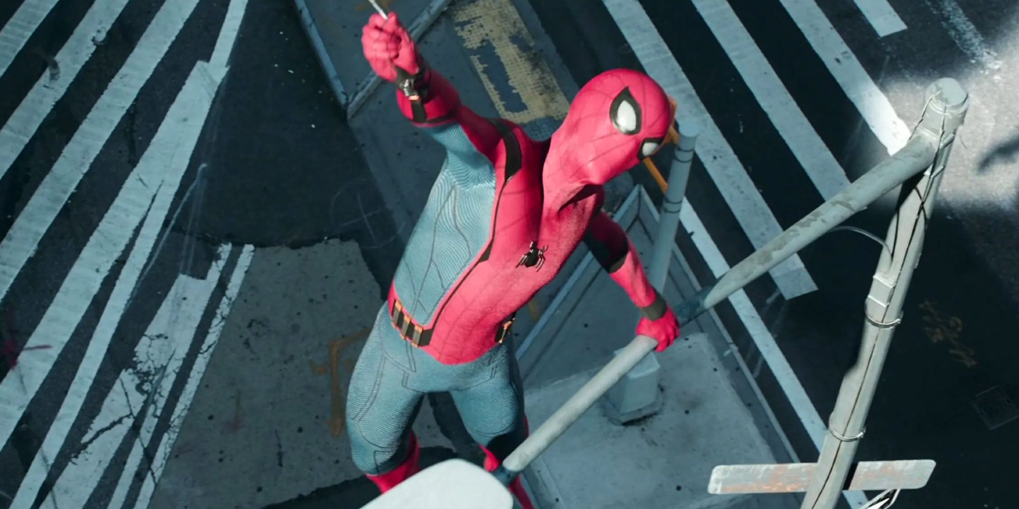 Spider-Man 4 set Video finalmente revela el golpe web de Tom Holland en la ciudad