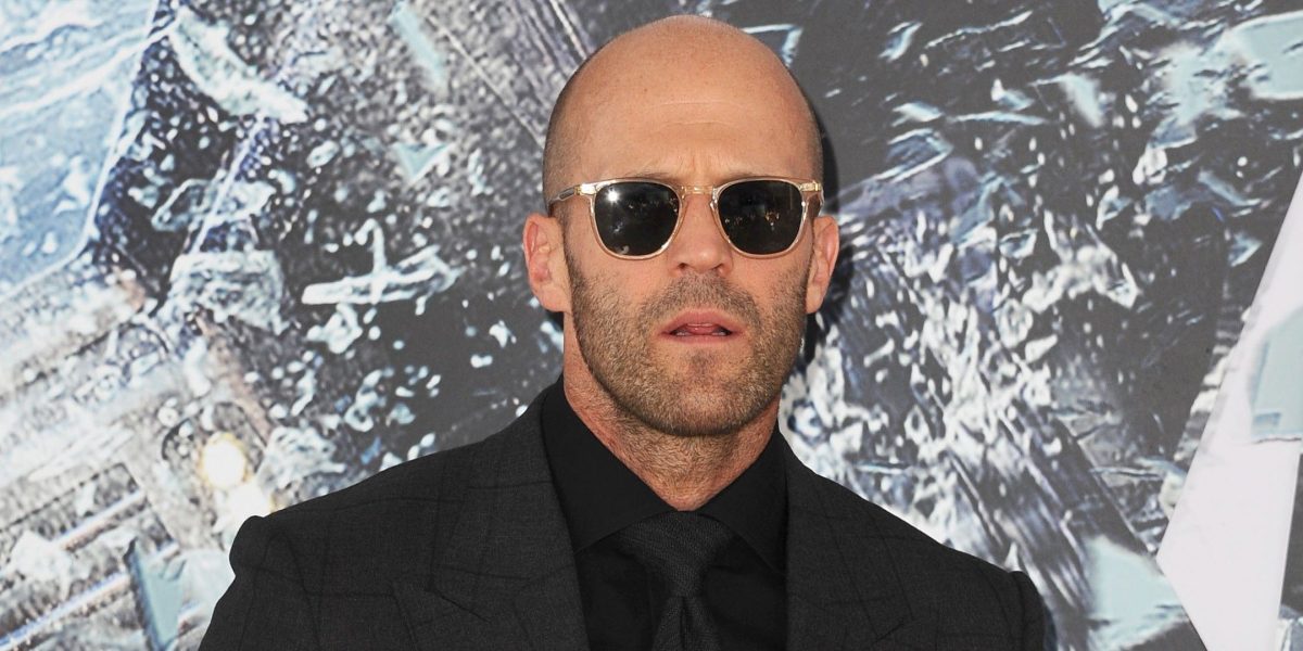 La próxima película de acción de Jason Statham está apostando en un rebote de taquilla con un cambio arriesgado