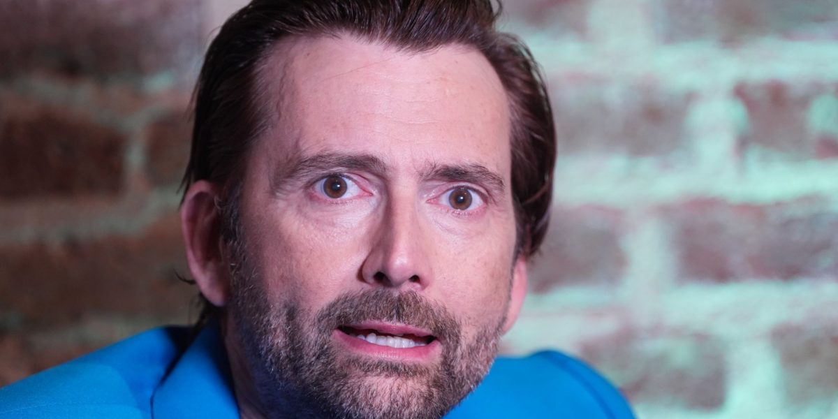 Todos los fanáticos de thriller deben ver la impecable miniserie de David Tennant en Netflix