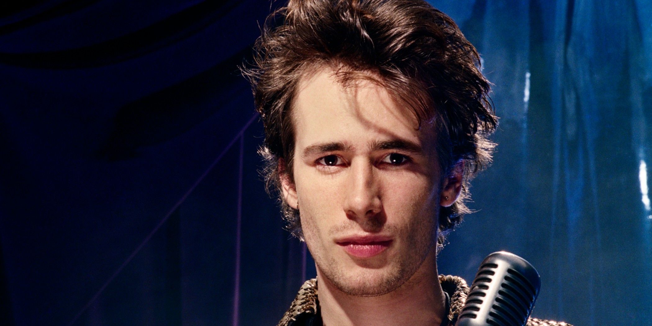 Nunca ha terminado, Jeff Buckley Review: la vida de Buckley se exhibe, solo para que el documental no lo capture en capturarlo.