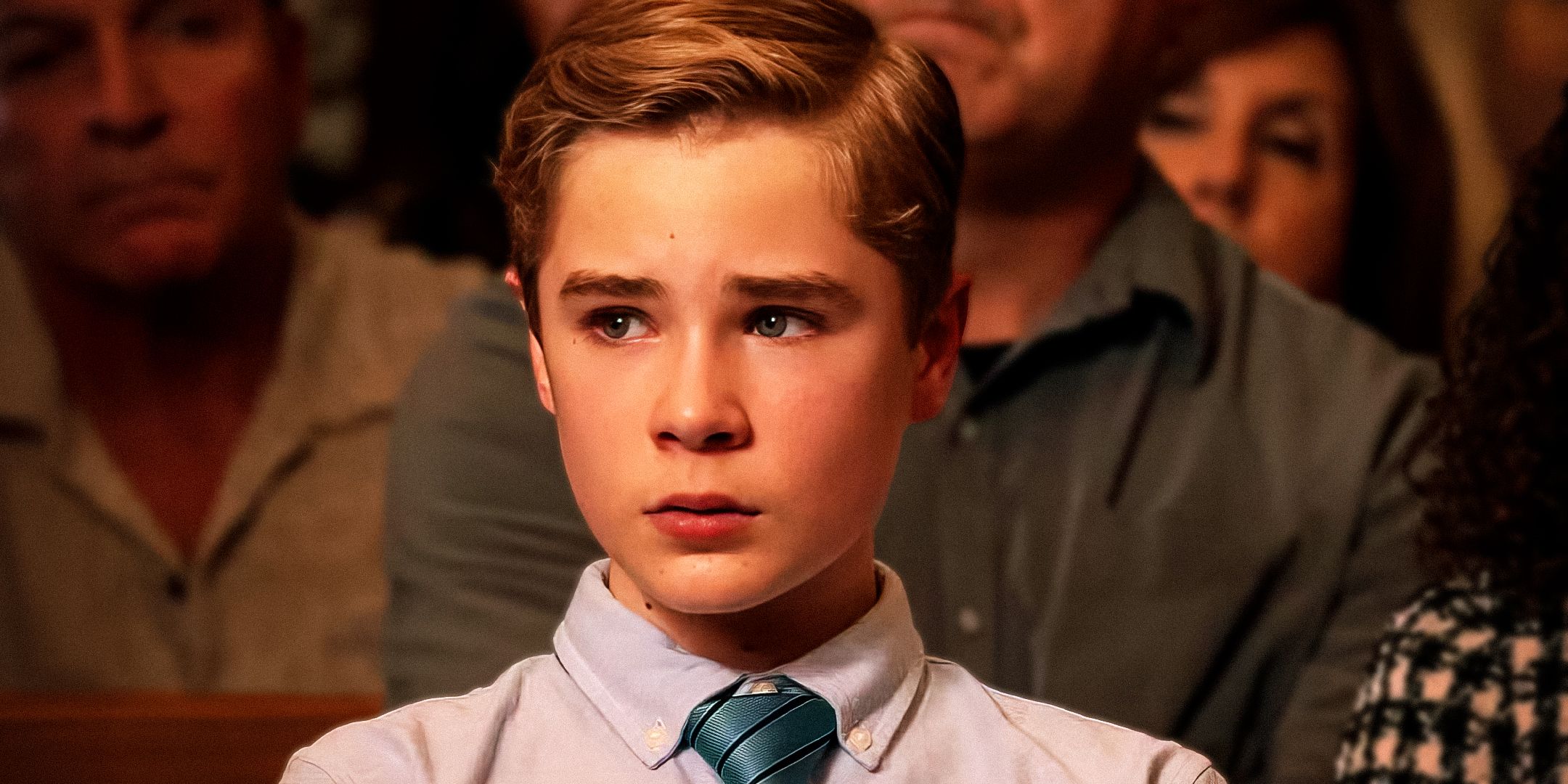 El actor de Ginny y Georgia reacciona al crecimiento de Austin en la temporada 3 y se burla de la posible historia de la temporada 4