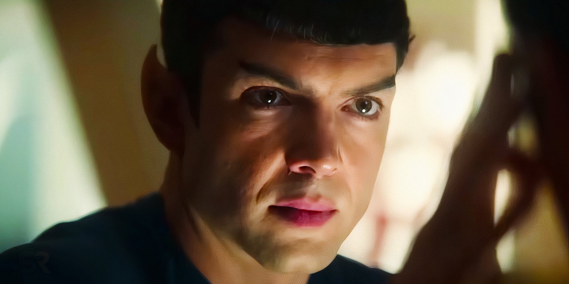 “Romance humano” continuará para Spock en Star Trek: Strange New Worlds Season 3, dice Ethan Peck