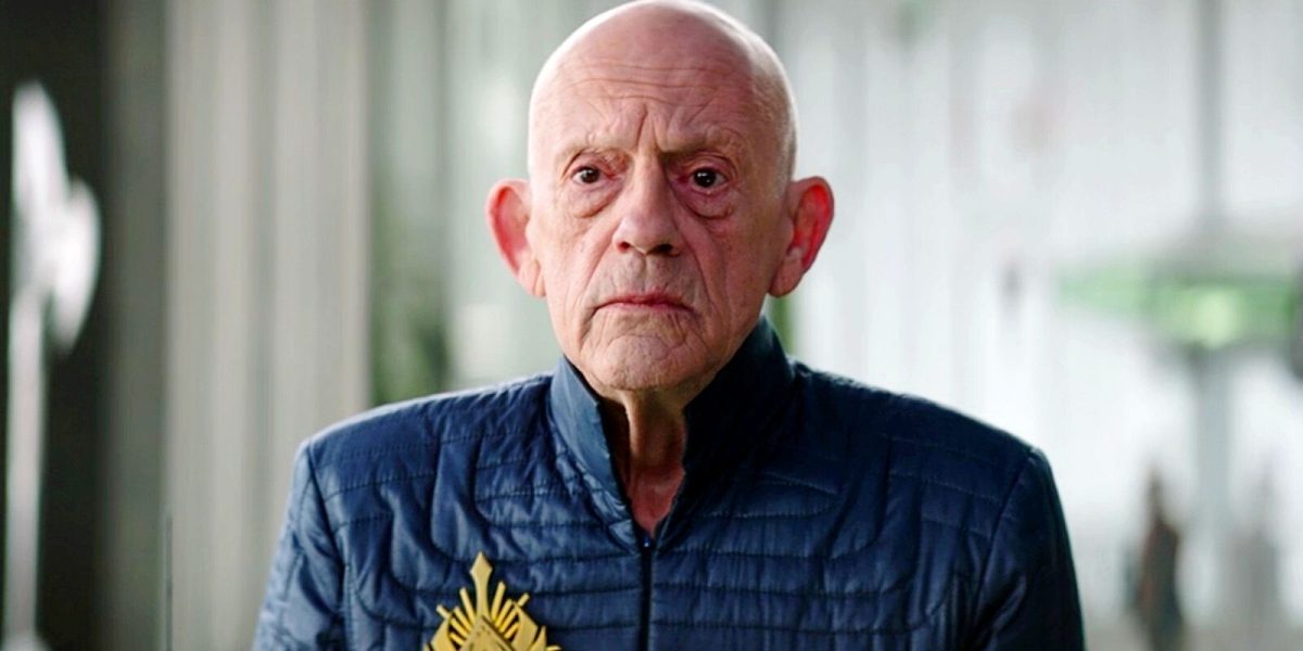 El personaje del miércoles de Christopher Lloyd presenta un nuevo misterio de Nevermore