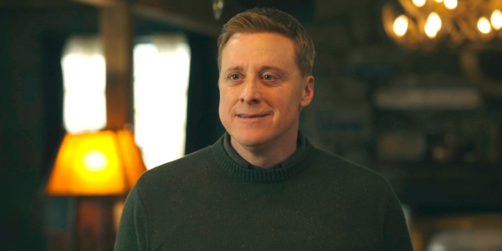 Alan Tudyk revela por qué su nombre fue eliminado del marketing para una de sus actuaciones de robot clásicos