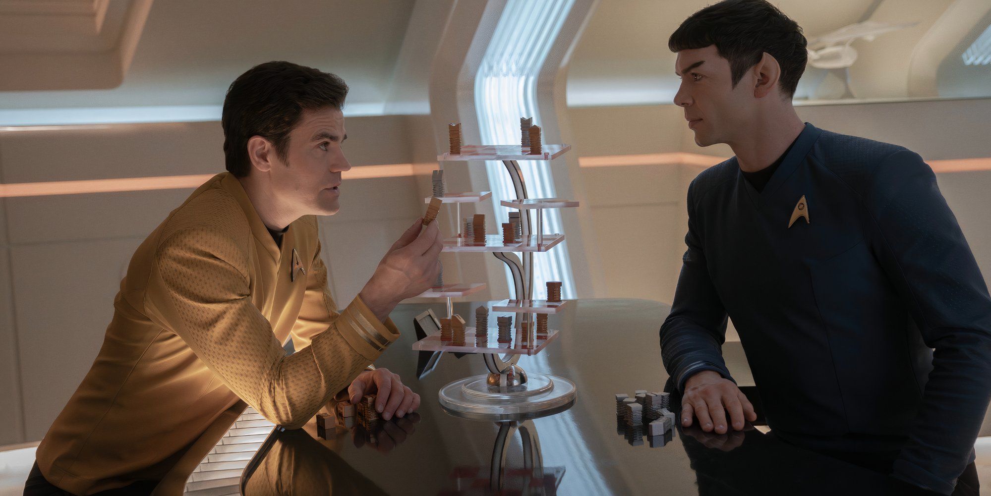 Kirk y Spock 3d Chess en extraños mundos nuevos