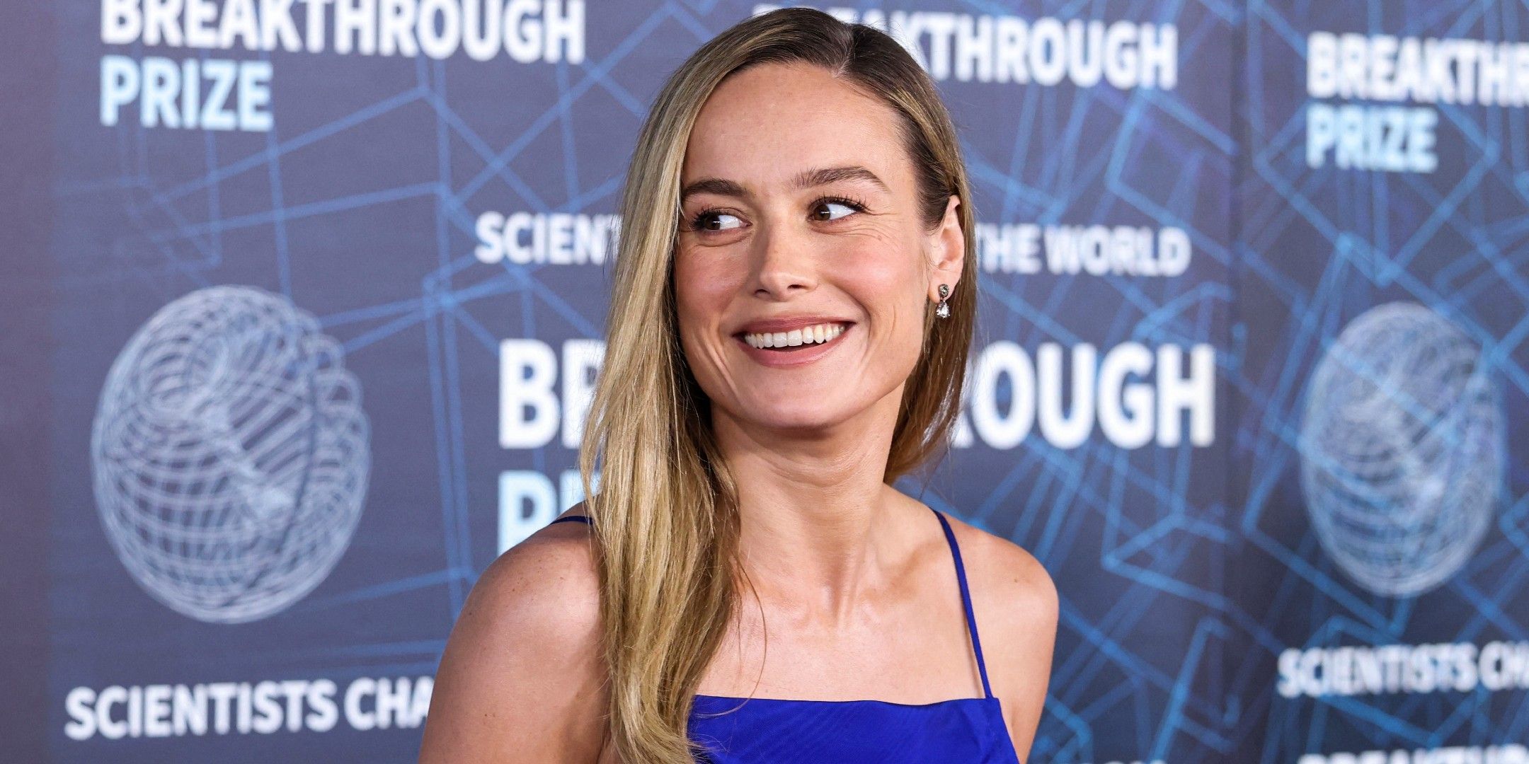 Brie Larson, Jack Quaid y 2 estrellas principales se unen a la nueva comedia de Amazon