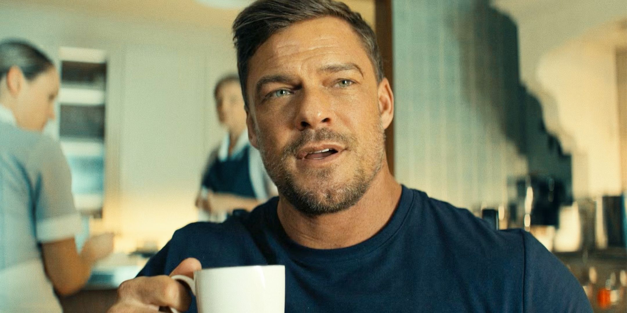 8 Alan Ritchson Movie & Show Roles que demuestran que realmente es el perfecto Batman Casting del universo de DC