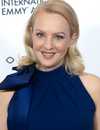 tiro en la cabeza de Wendi McLendon-Covey