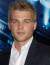 Tiro en la cabeza de Mike Vogel