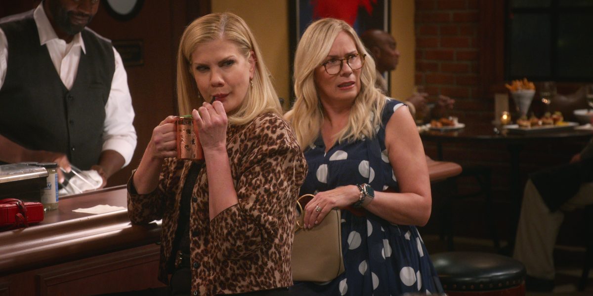 La comedia de situación de Chuck Lorre que se cancela hace 4 años se siente mucho peor ahora