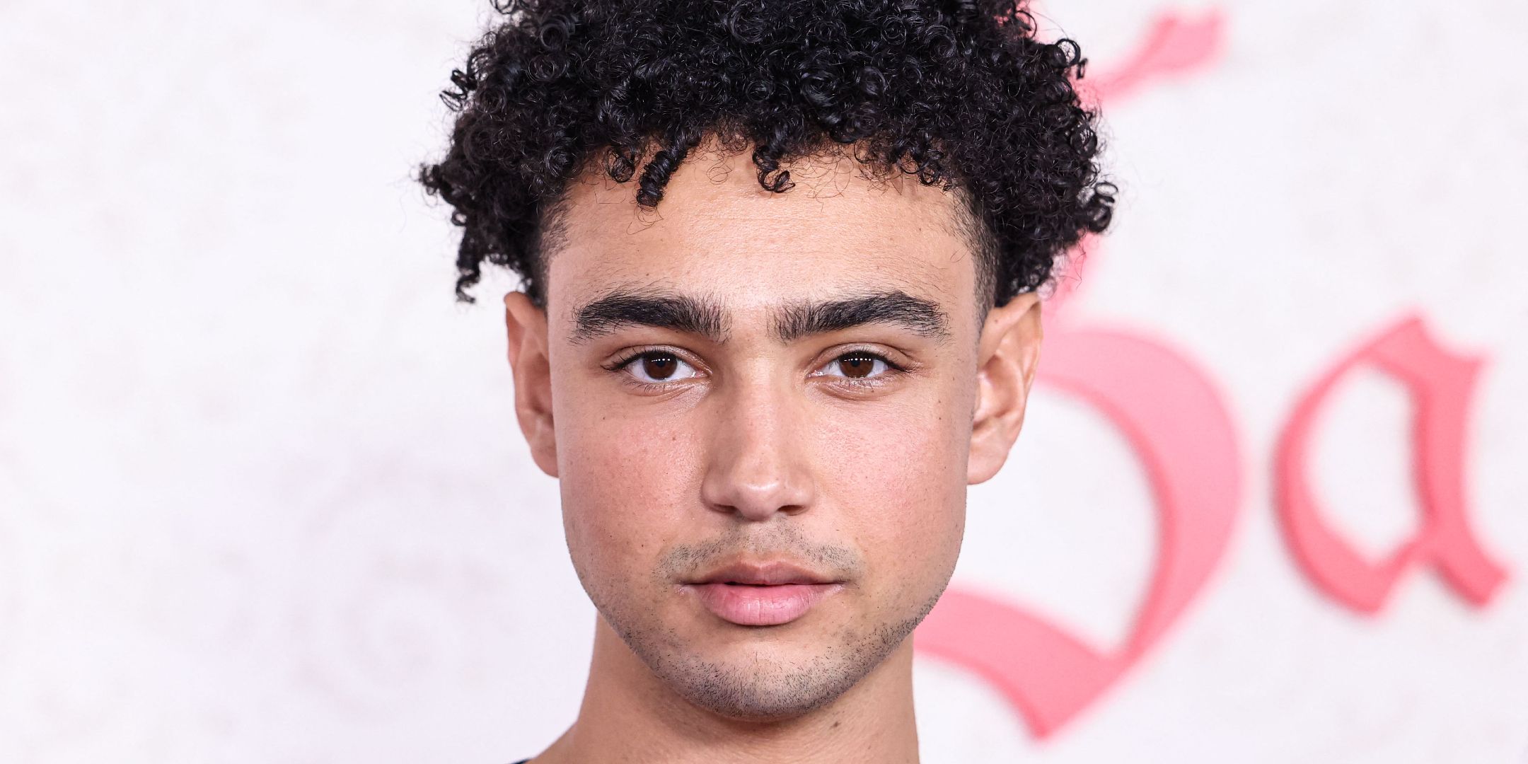 El nuevo final sorpresa del thriller Lurker explicado por el director y las estrellas