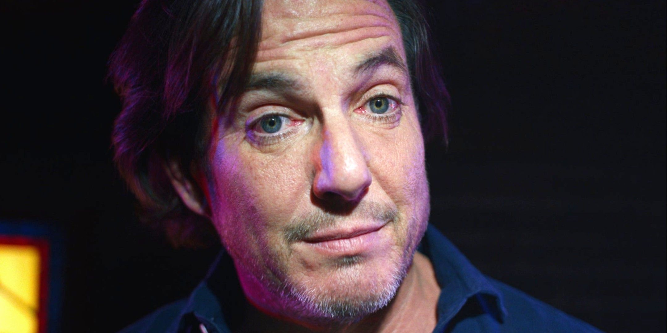 Will Arnett se topa con la comedia de pie en Bradley Cooper es esta cosa en el primer trailer