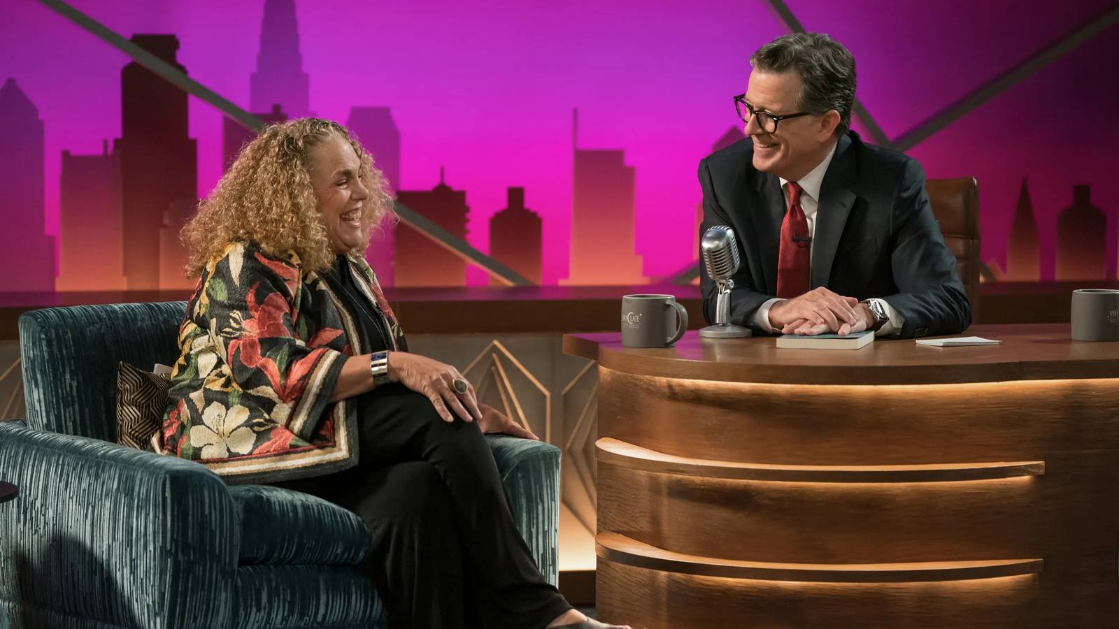 El nuevo rol de CBS de Stephen Colbert revelado en las imágenes de primer aspecto