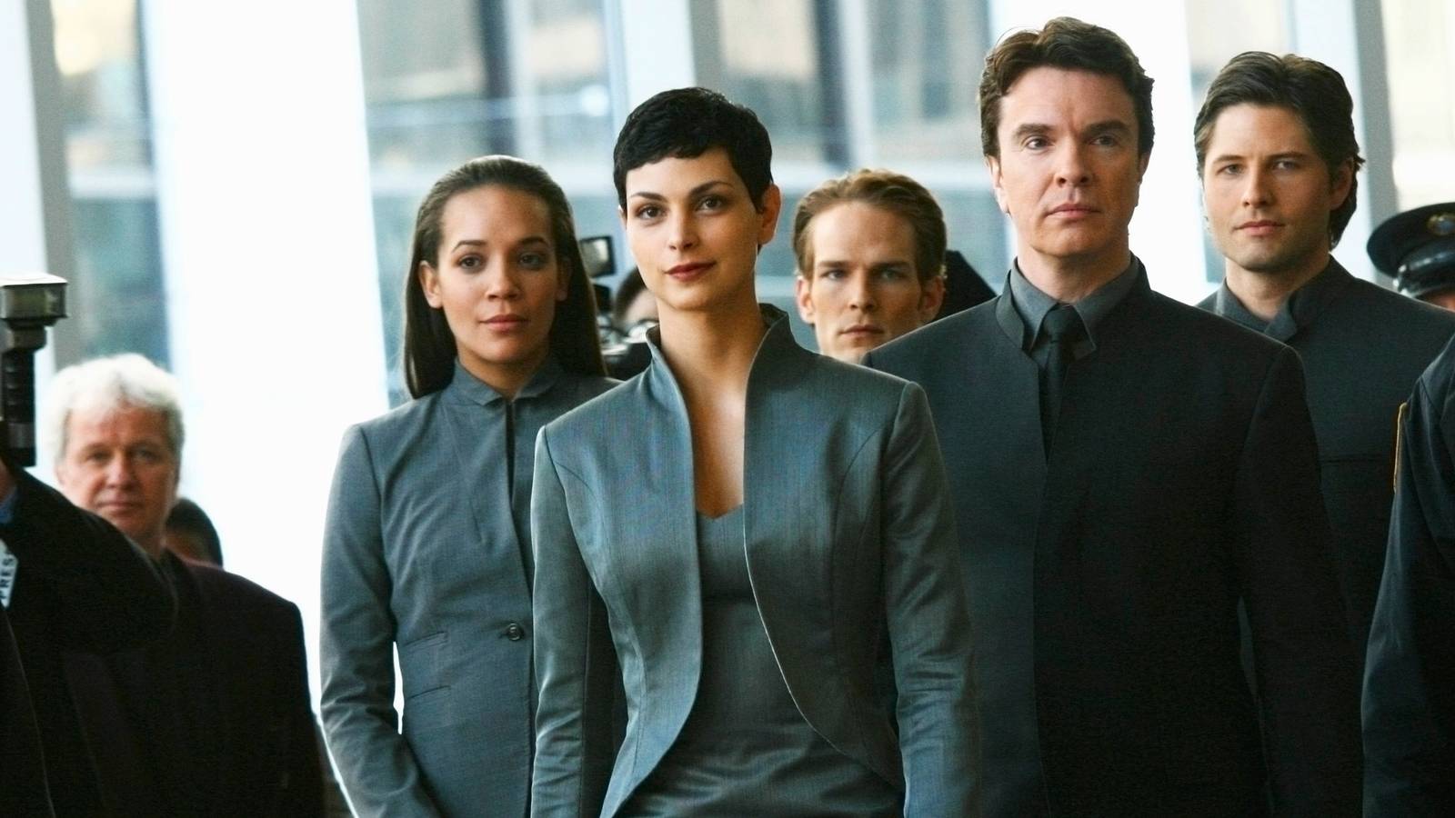 El reinicio divisivo de la serie de ciencia ficción de 2 estaciones de los 80s Classic está superando las listas de VOD 16 años después