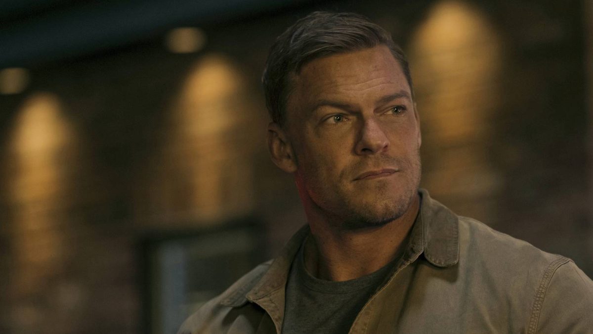 Alan Ritchson comparte la foto de la temporada 4 de la temporada 4 de la "mejor pelea" de todos "