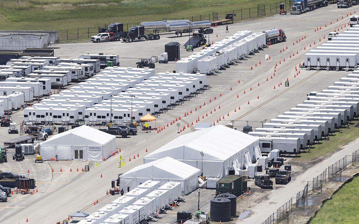 Florida sigue arrestando a inmigrantes bajo polémica ley pese a orden del Supremo de EU