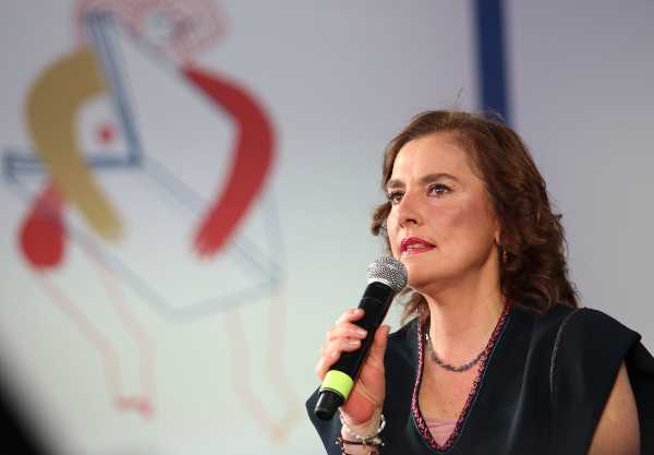 Beatriz Gutiérrez Müller rompe el silencio con carta, esto dijo sobre mudarse a España