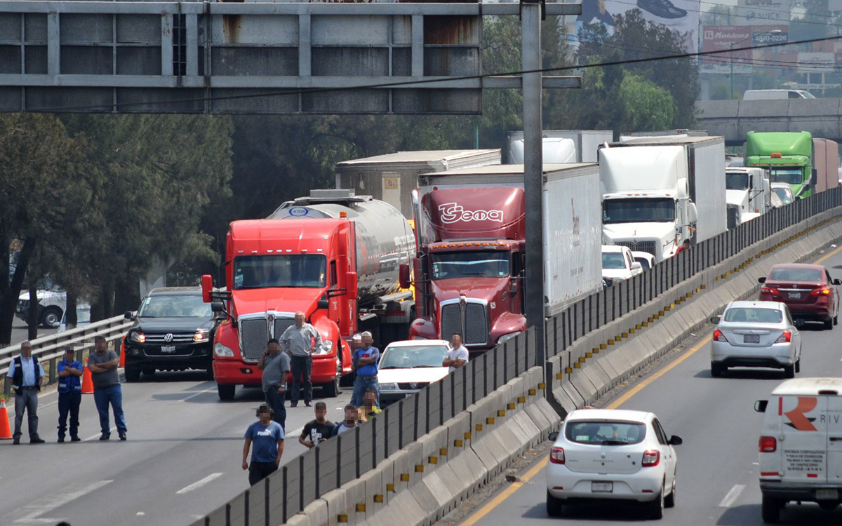 Circulan convocatorias para posible bloqueo en la México-Querétaro este lunes
