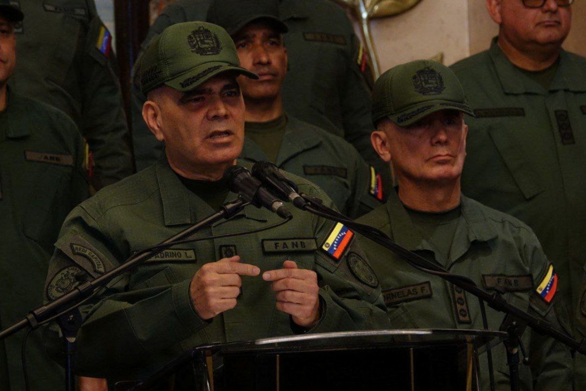 EU busca imponer "narrativa" para agredir a Venezuela, dice ministro de Defensa