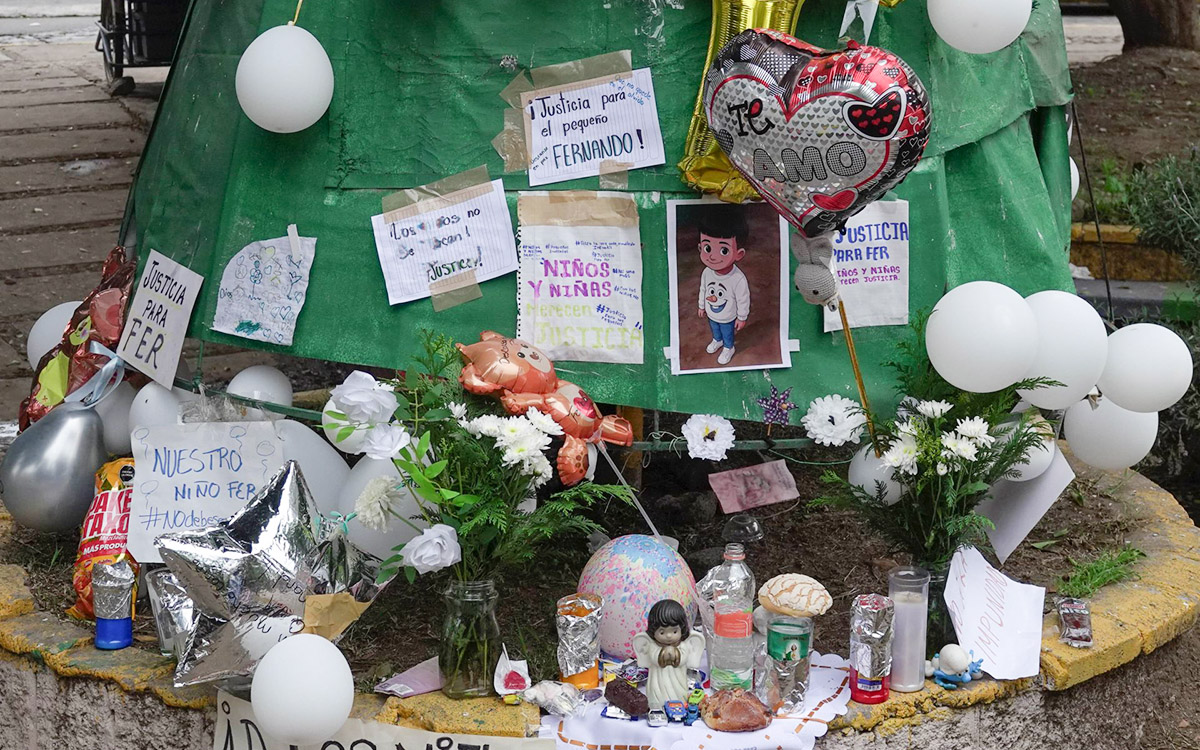 Edomex: Dan el último adiós a Fernandito; deja cargo director del DIF en La Paz