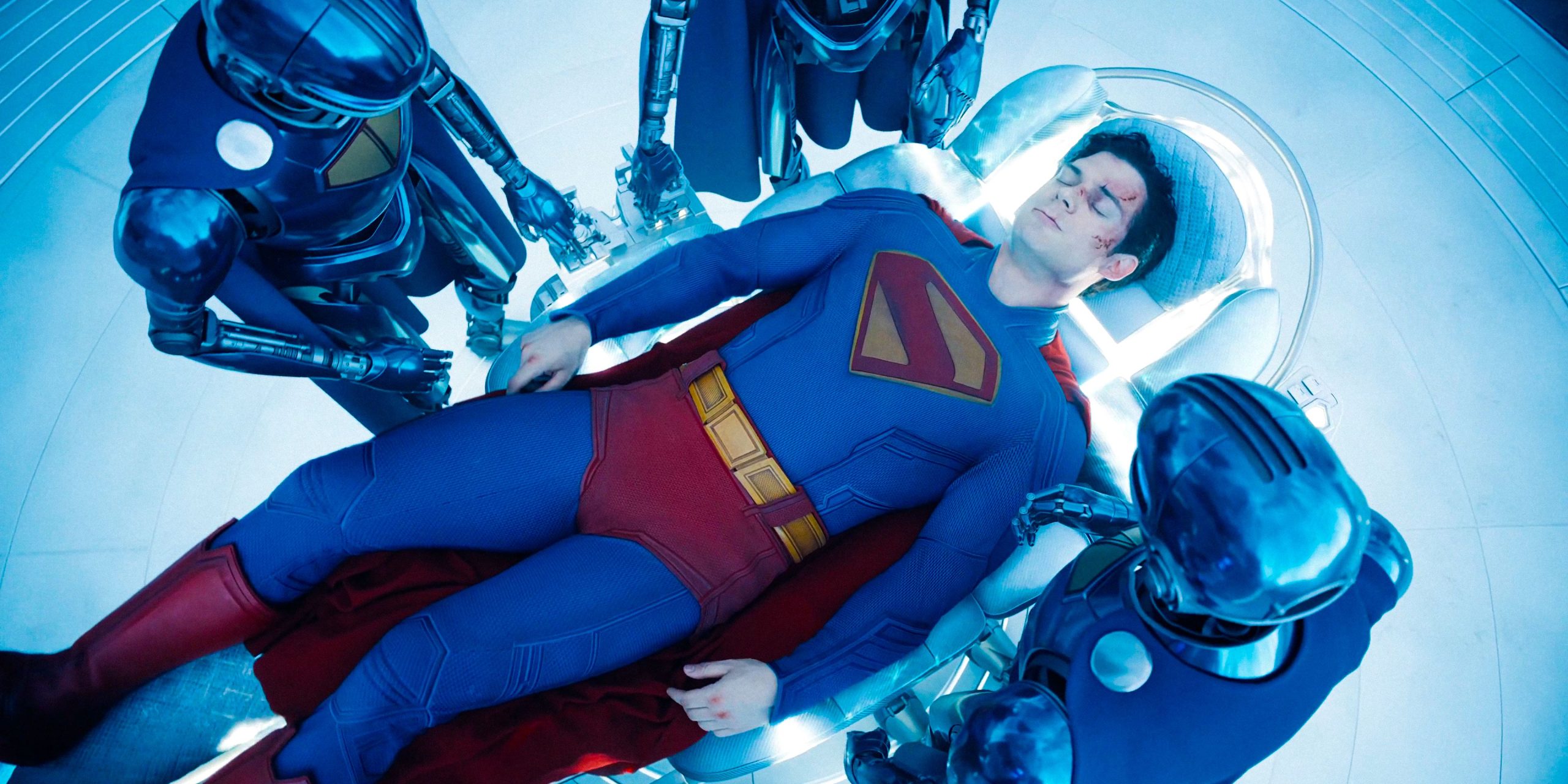 El Superman de James Gunn es mucho menos débil de lo que los trailers nos llevaron a creer