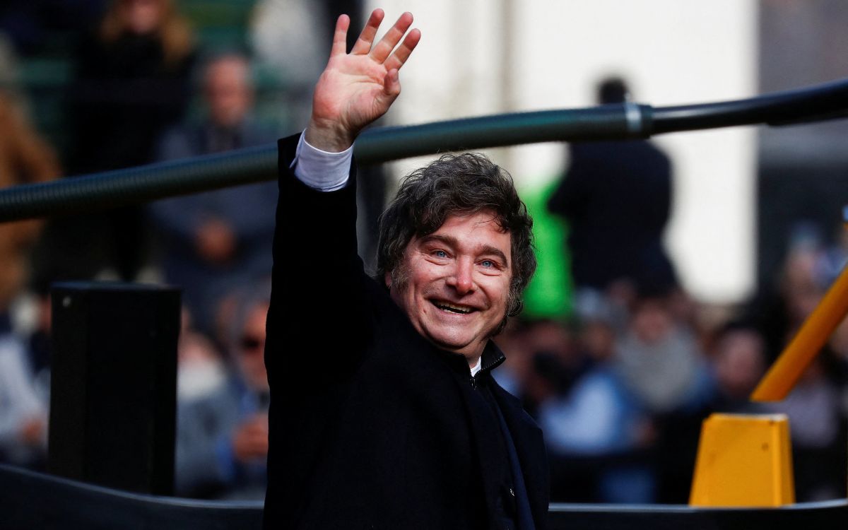 Justicia argentina imputa a Milei y seguidores por amenazas contra periodista