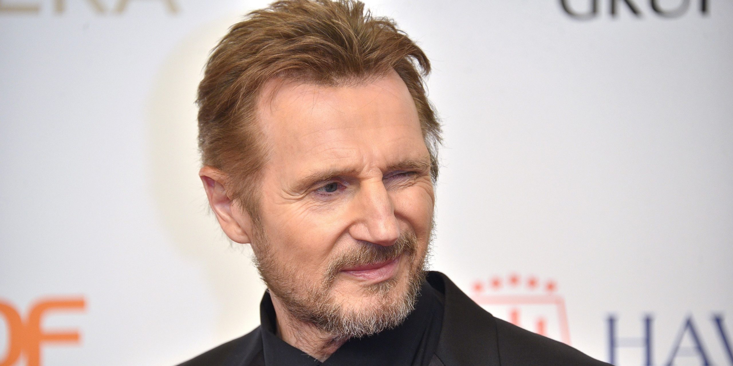 La nueva película de comedia de Liam Neeson se convierte en su película más taquillera de esta década