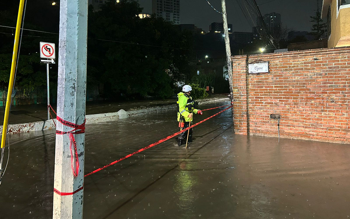 Lluvias dejan dos muertos y un desaparecido en Querétaro; Kuri anuncia que solicitará fondos federales