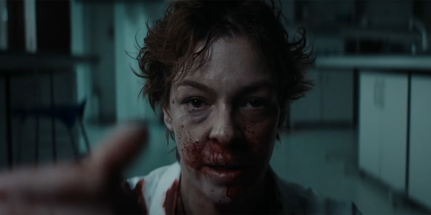Pollyanna McIntosh como el Dr. Burke luciendo sangriento en doble ciego