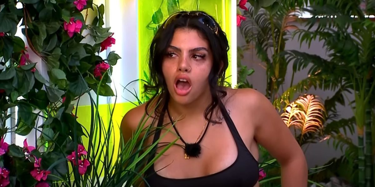 Love Island USA's Huda Sparks citas rumores con esta estrella de reality de Netflix