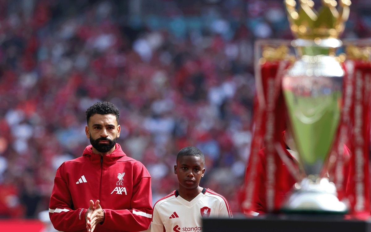 Mohamed Salah repite como jugador del año de la PFA | Video