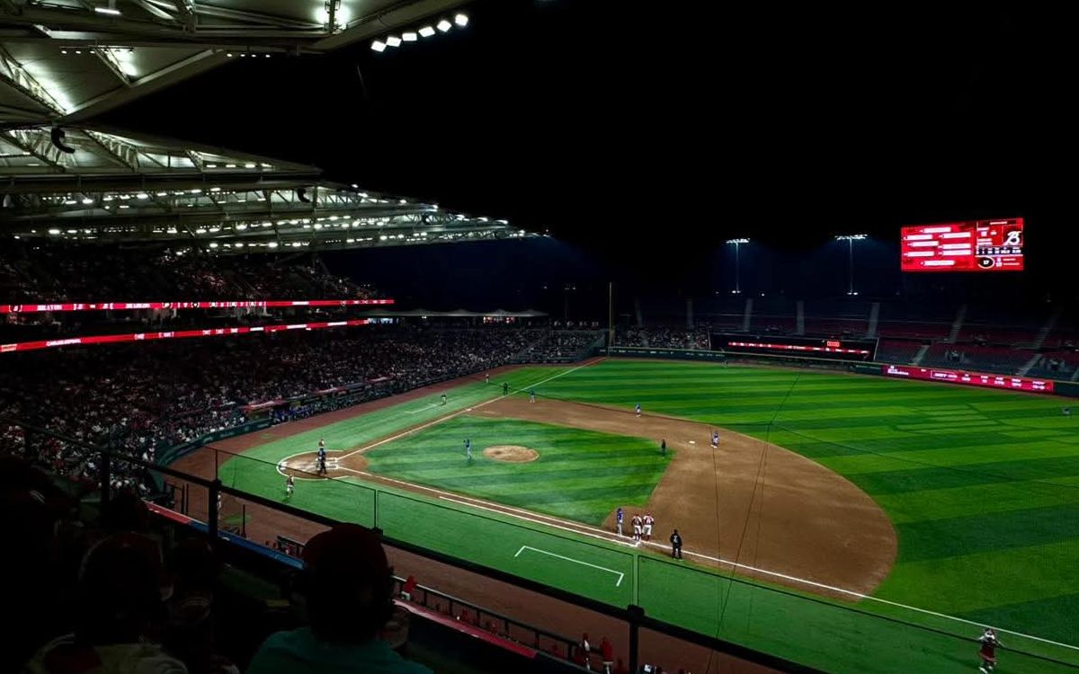 Niño de 9 años en terapia intensiva tras pelotazo durante partido de Diablos Rojos