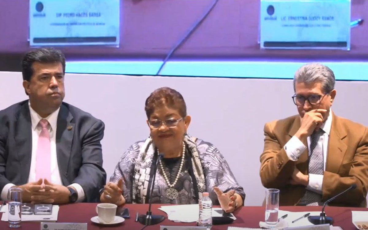 Paquete 2026 incluirá cambios a refresqueras; reforma aduanera causará 'escozor': Godoy